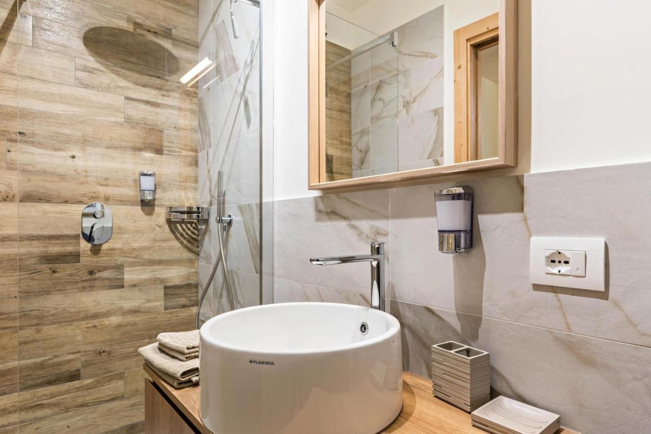 Wellness Lodge Riccardo Santa Giuliana Buitenkant foto